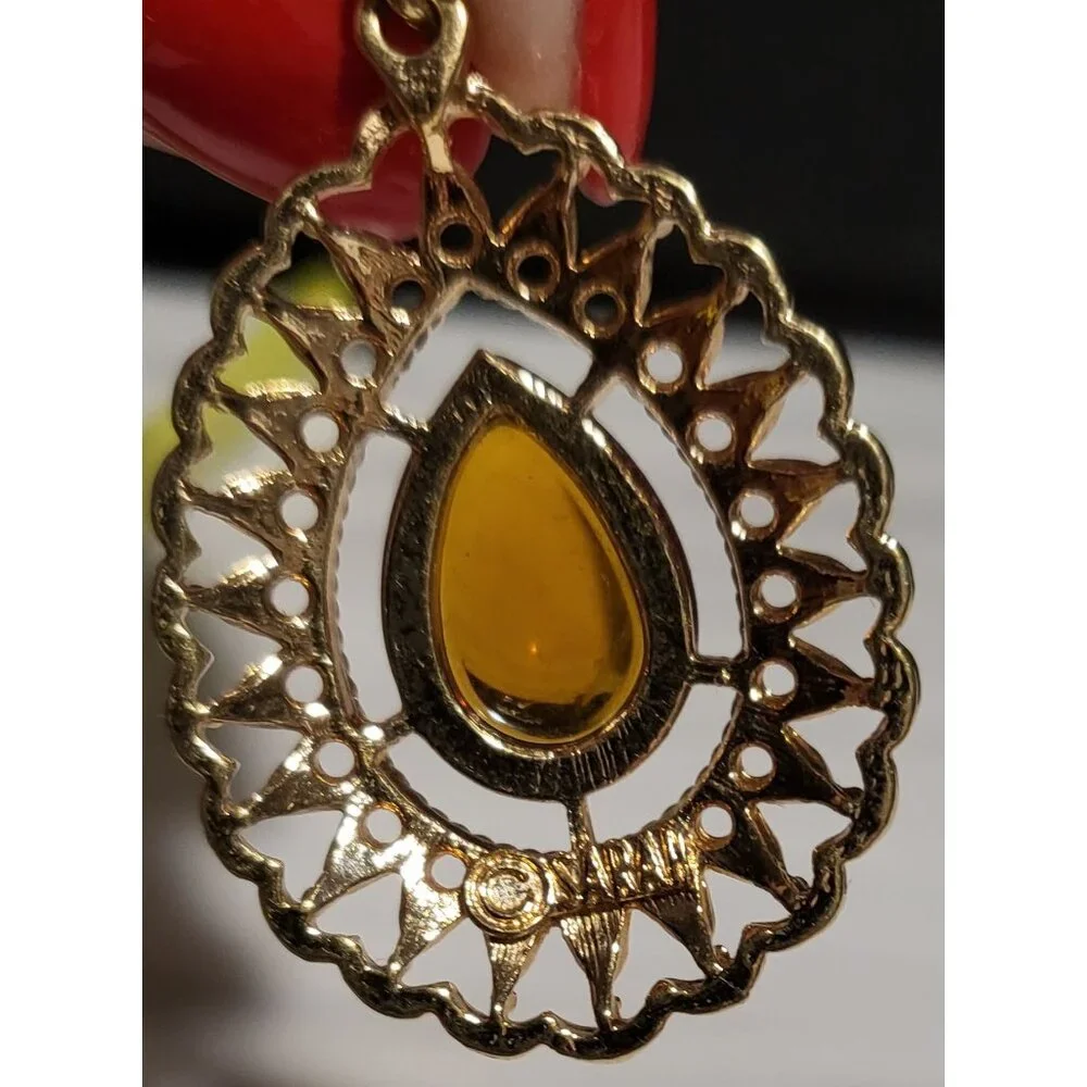 Vintage 1970's Sara Coventry Amber Colored and Gold Tone Pendant - Picture 3 of 8